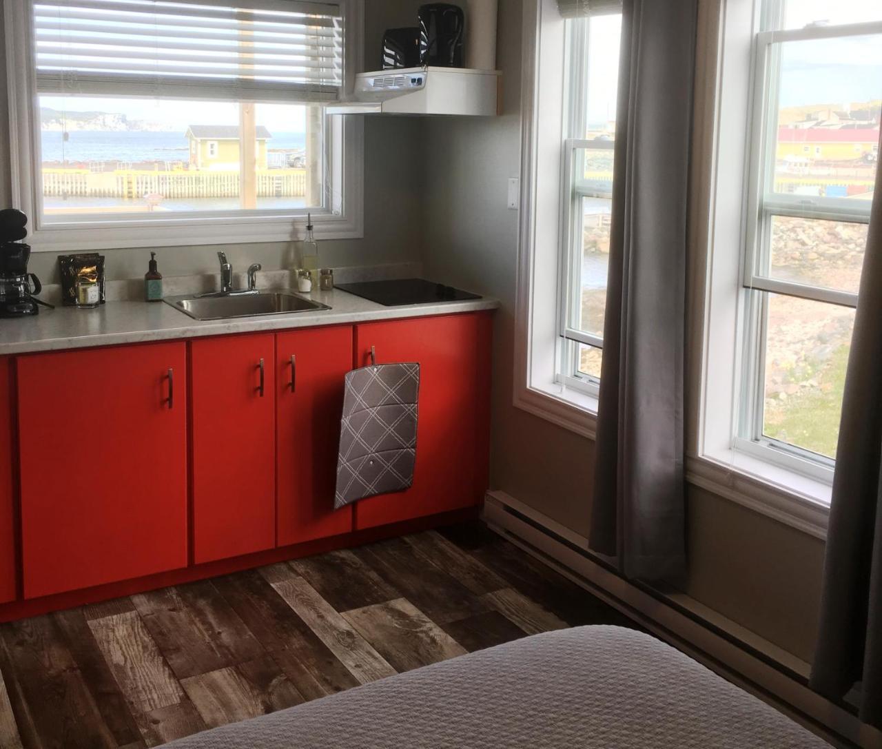 Toulinguet Inn - Suites Twillingate Exterior foto